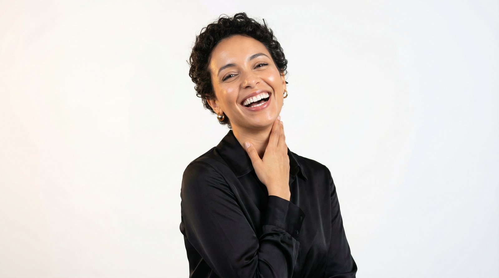 Patiente souriante au Dental Center Flowers, Casablanca